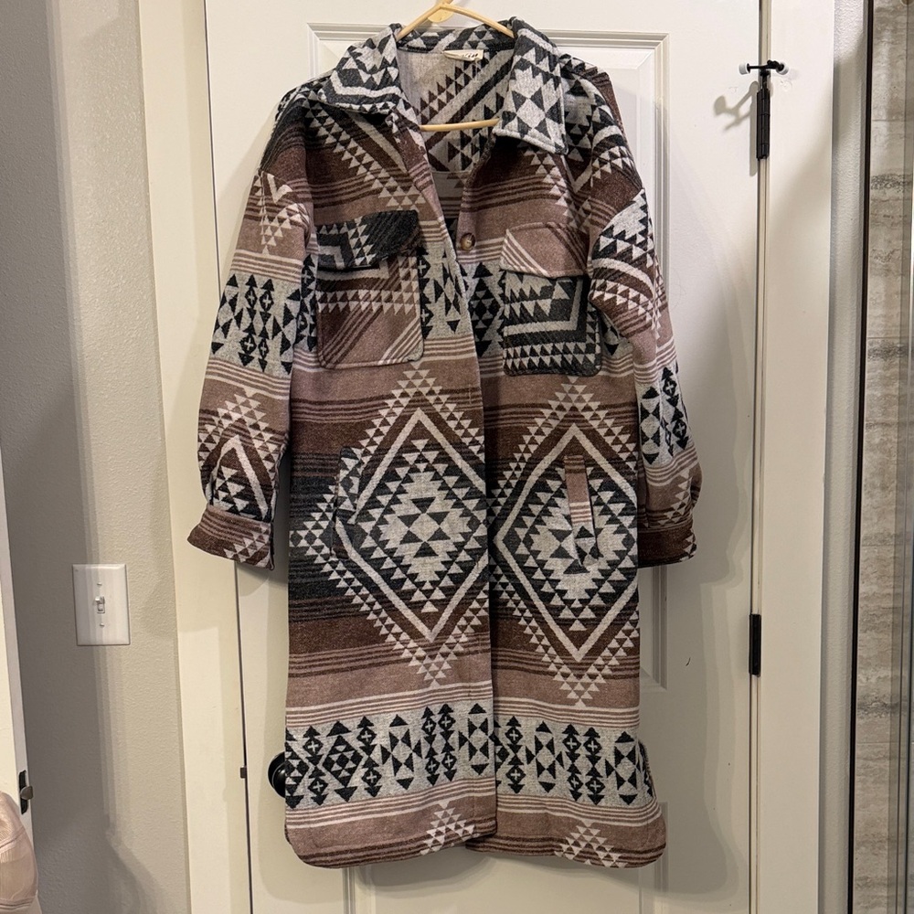 Aztec Patterned Women's Utility Jacket - image 1